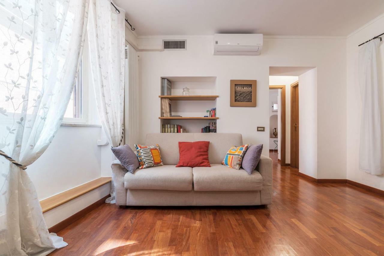 Casa Zeffiro - FromhometoRzym Zewnętrze zdjęcie